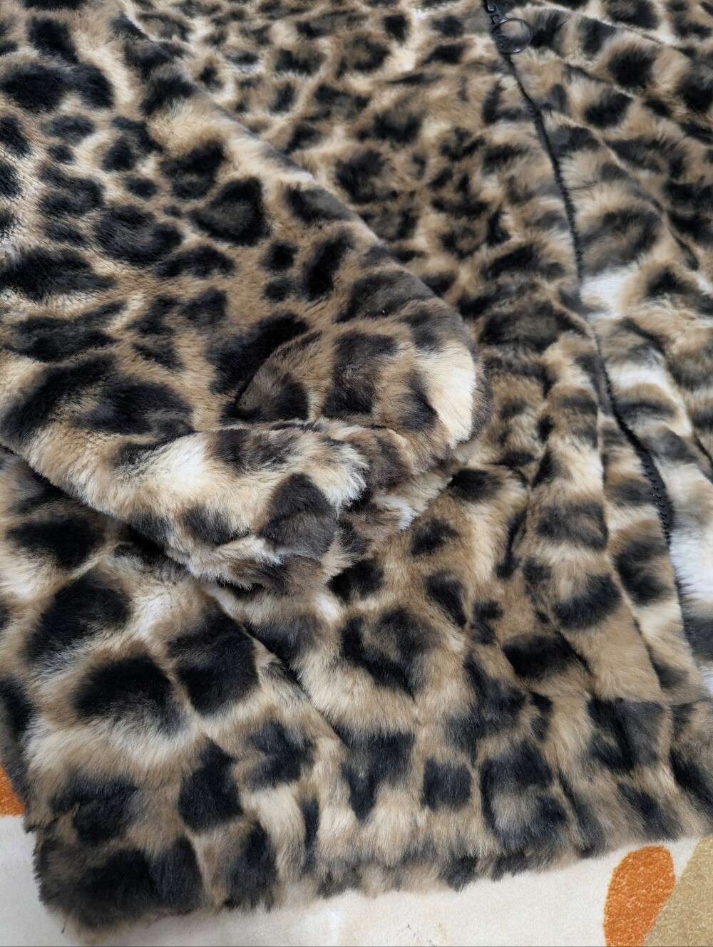 H&M Leopard Print Faux Fur Hooded Jacket - Oversized Size Small - Picture 4 of 9